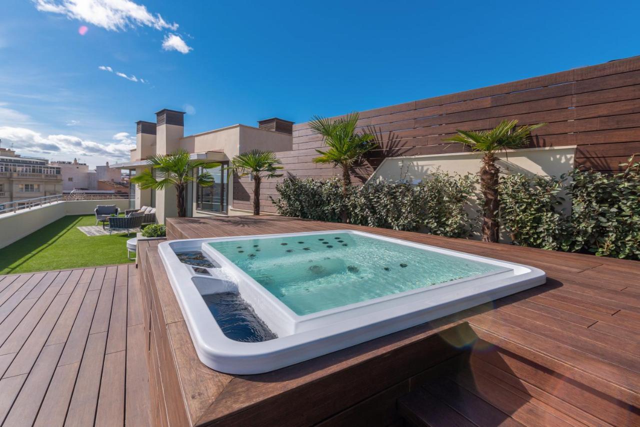 Exclusive Penthouse & Terrace By Ele Apartments Málaga Esterno foto